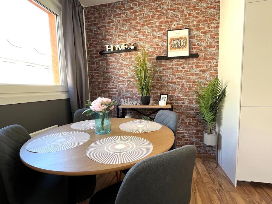 Urban I Modern I Stylish I Smart Apartment Виена Екстериор снимка